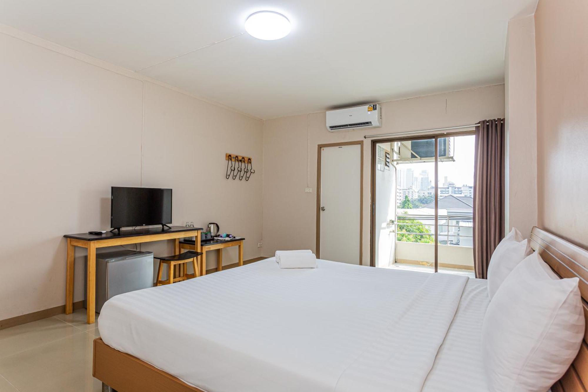 Ck2 Hotel Bangkok Eksteriør billede